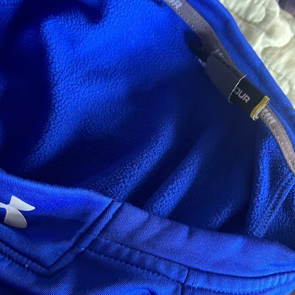 UnderArmor fleece lined pullover - Picture 5 of 5